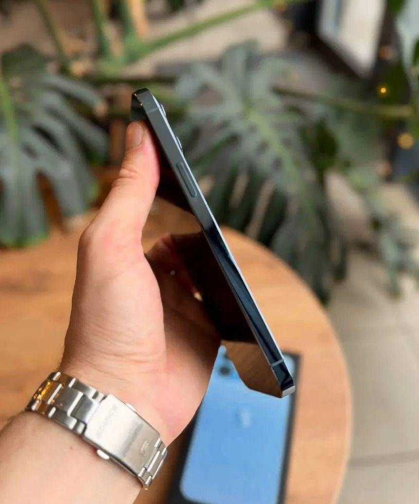 iPhone 13 Pro Max, 256 ГБ