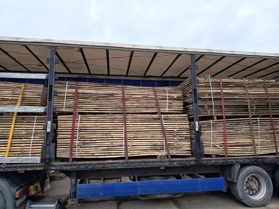 Продам дошку  20 - 30 довжина 3 метра