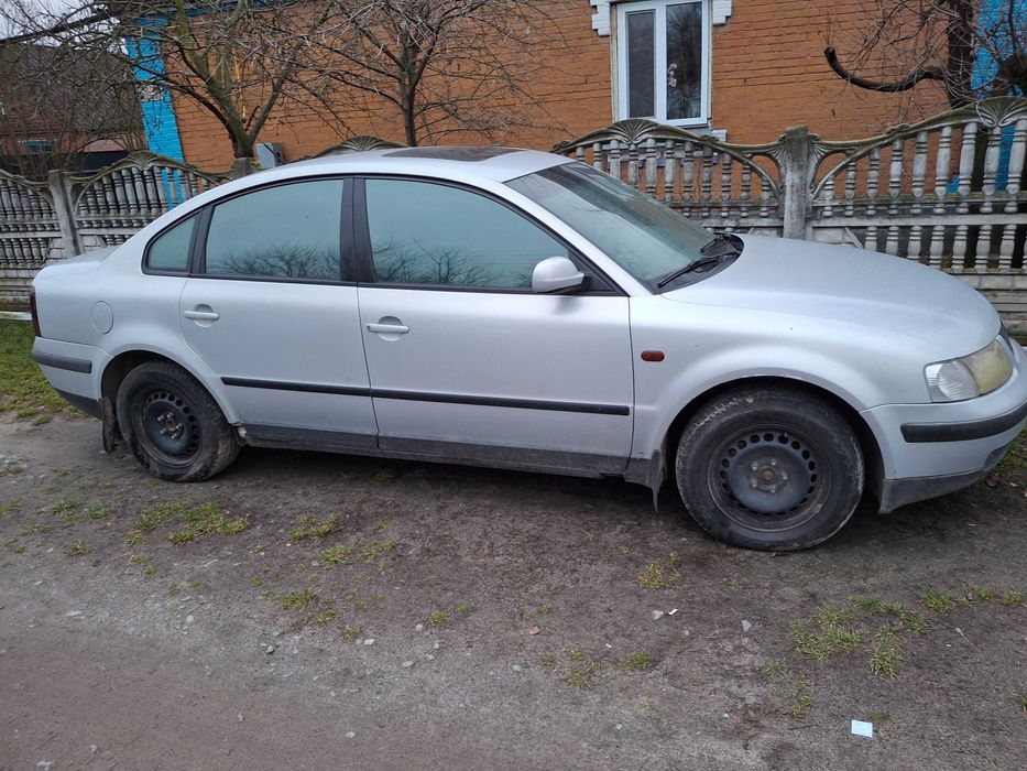 Продам по техпаспорту автомобіль Volkswagen B5