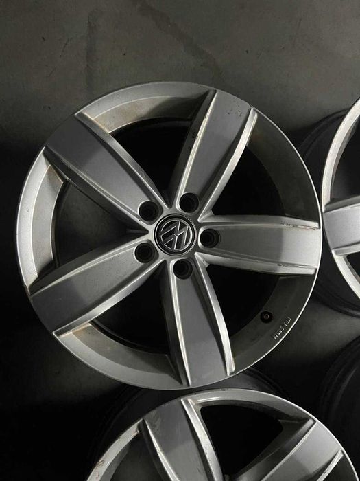 Диски литі /Диски литые R 17 5/112 Фольцваген Volkswagen
