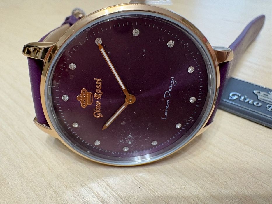 Zegarek damski na pasku