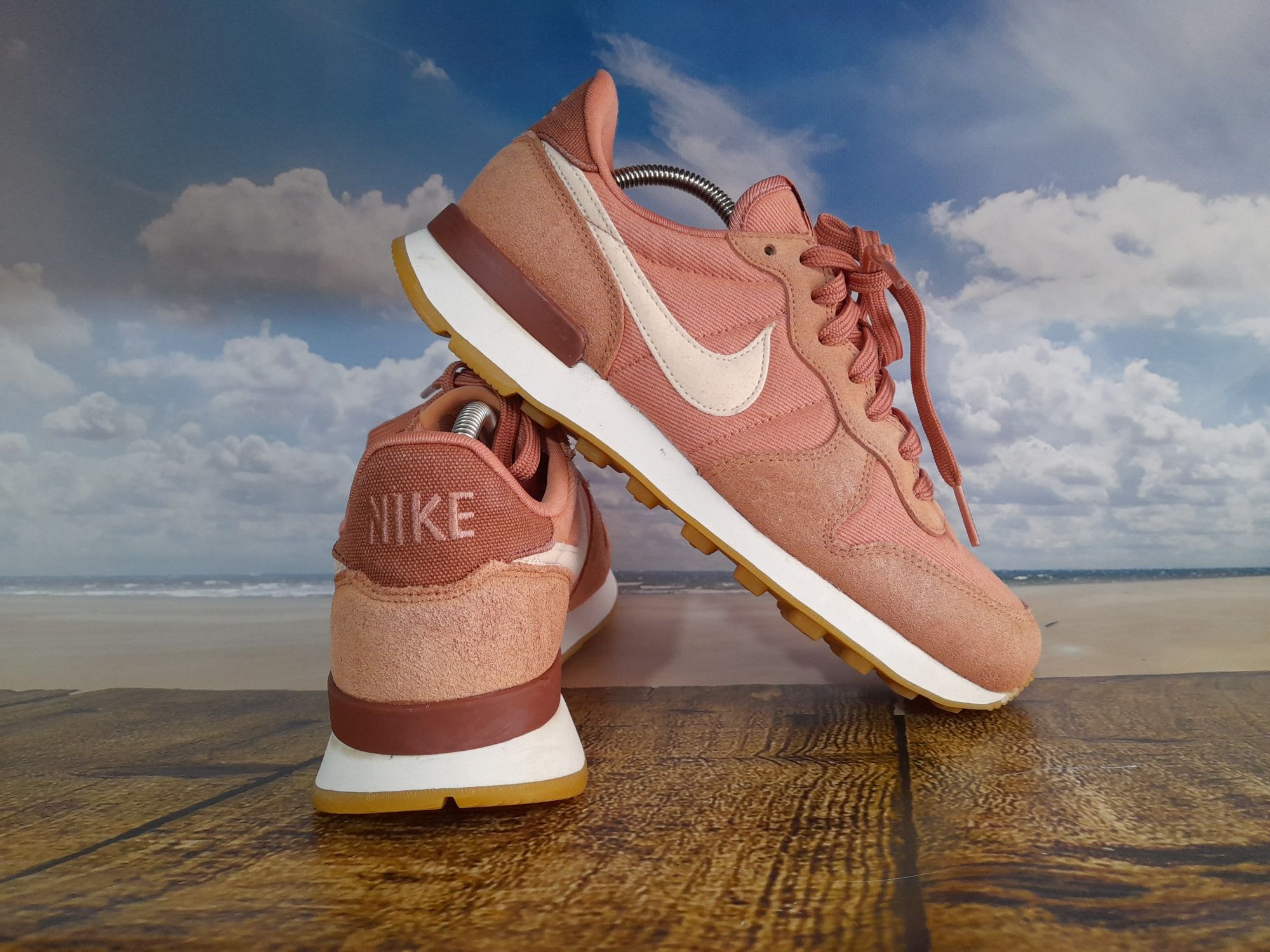 Nike Internationalist оригінал жіночі кросівки