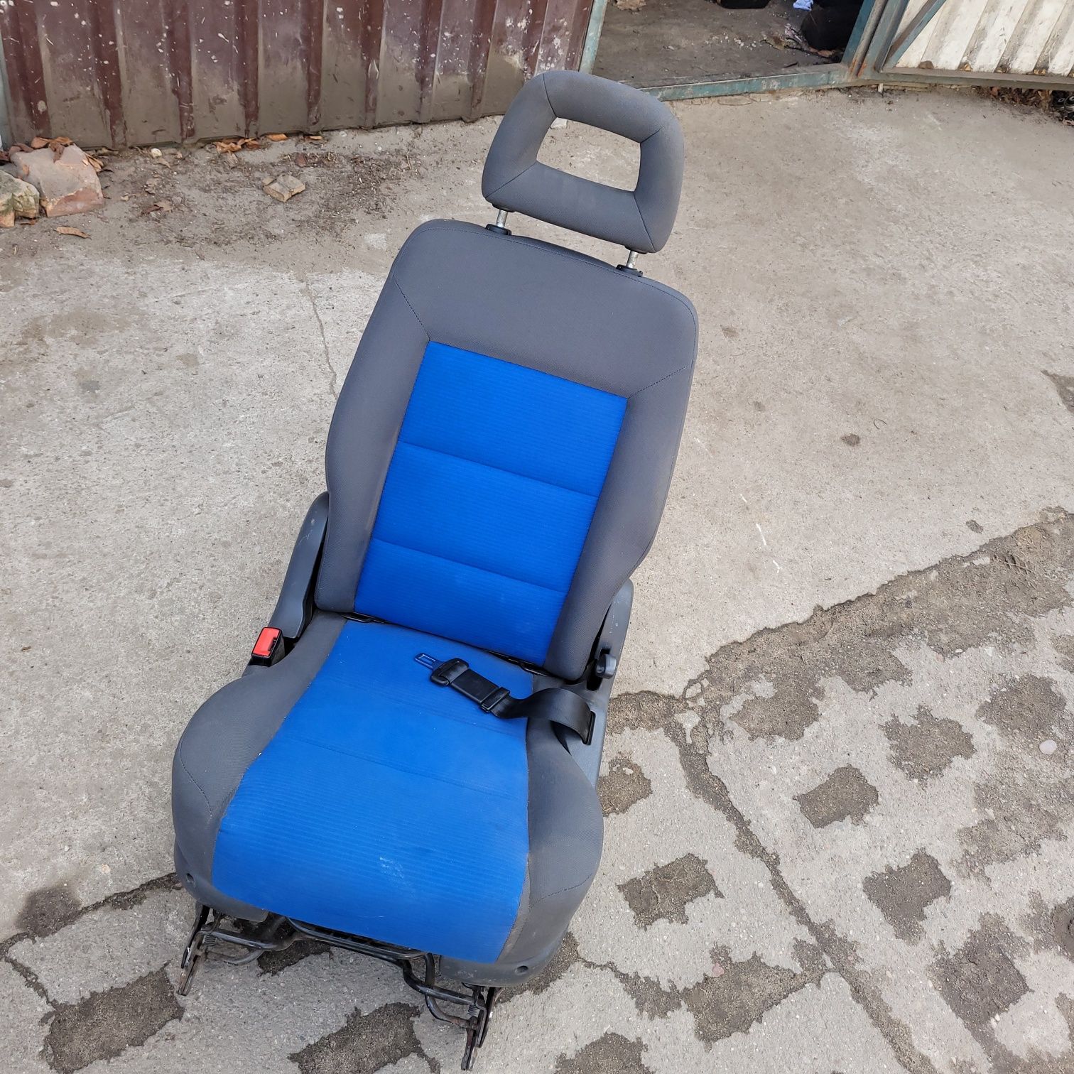 Fotel środkowy tył drugi rząd z isofix vw sharan Alhambra galaxy mk2