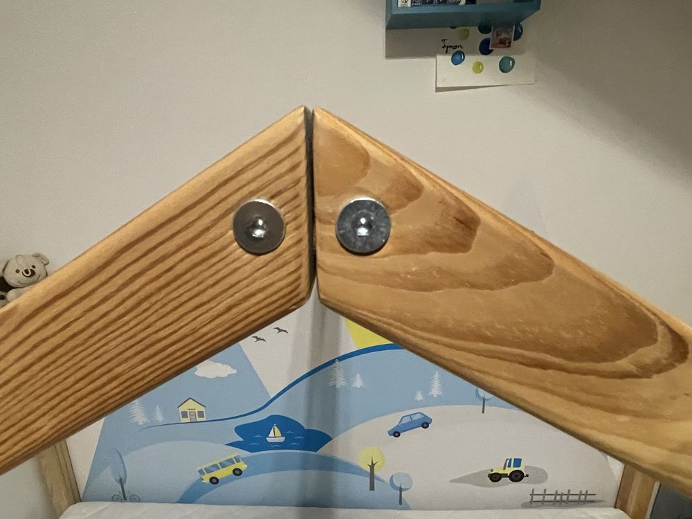 Łóżko dziecięce domek