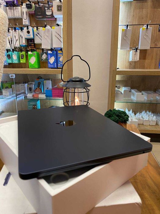 Ноутбук Apple MacBook Air 13“ M3 8/256GB Midnight (MRXV3) 2024