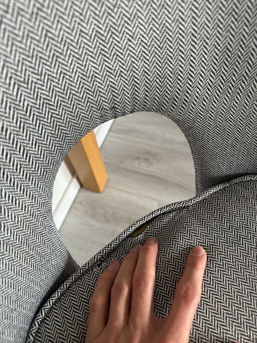 2 krzesła muszelka PRL po renowacji (do odświeżenia)