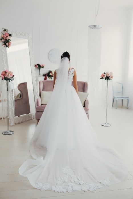 Весільна сукня/весільне плаття