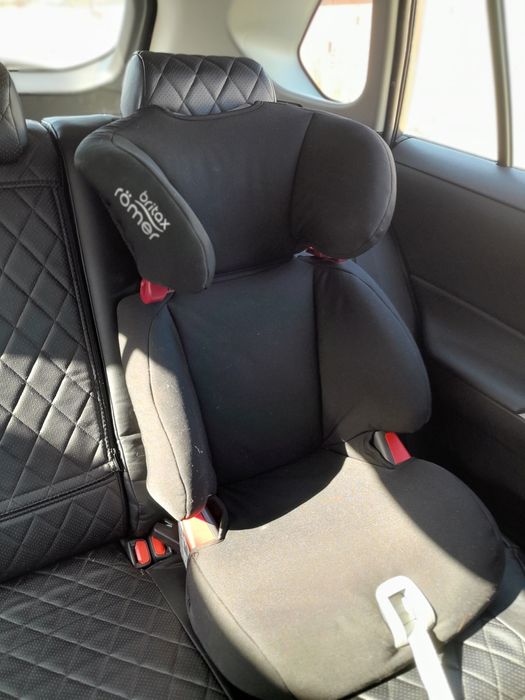Детское автокресло
