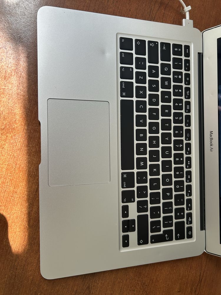 Macbook Air early 2014