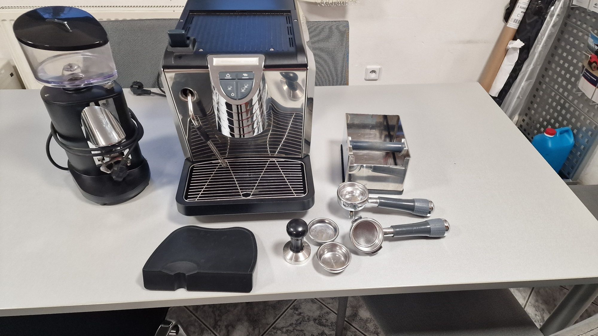 Ekspres Nuova Simonelli Oscar II + młynek Nouve Simonelli MDH