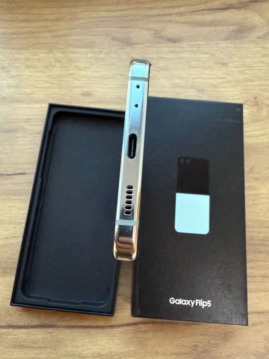 Samsung Z Flip 5 5G 8/256Gb Mint (SM-F731B)