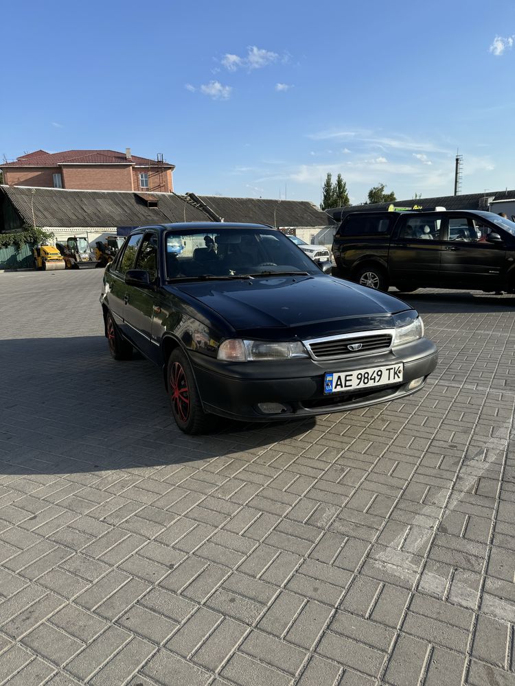 Део Нексія, Daewoo Nexia
