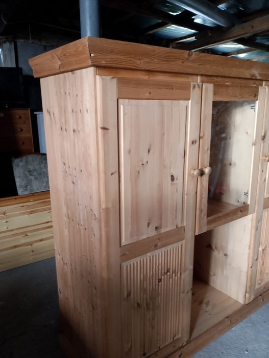 Szafa sosnowa zapraszam