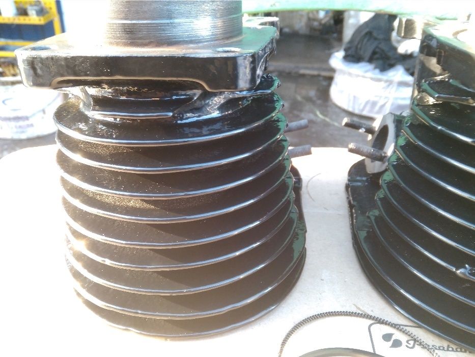 Поршневая цилиндры К-750, М-72 МТ-12