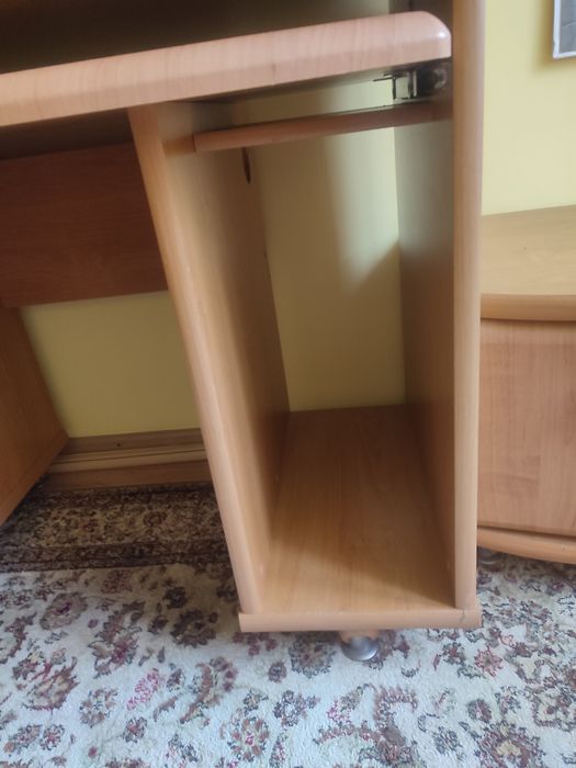 Sprzedam biurko System BRW
