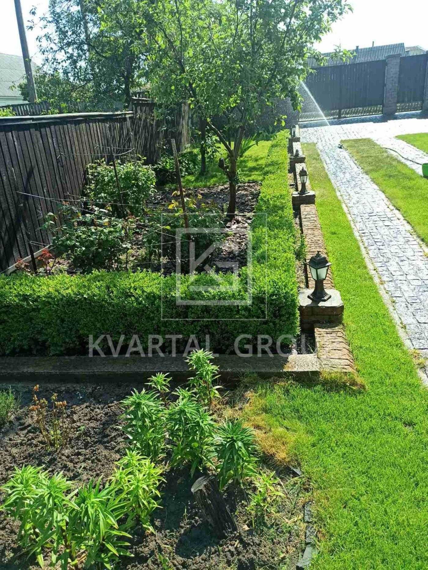 Продаю будинок з ремонтом у м. Малин, 71,3 м², 8 соток
