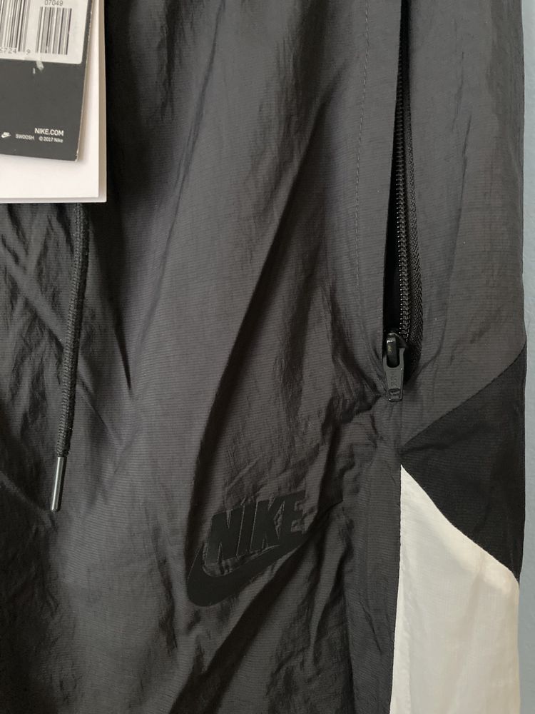 Спортивные штаны Nike NSW tech acg