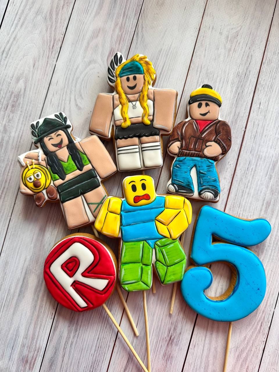 Пряники Roblox. Пряники Among us. Пряники медові.