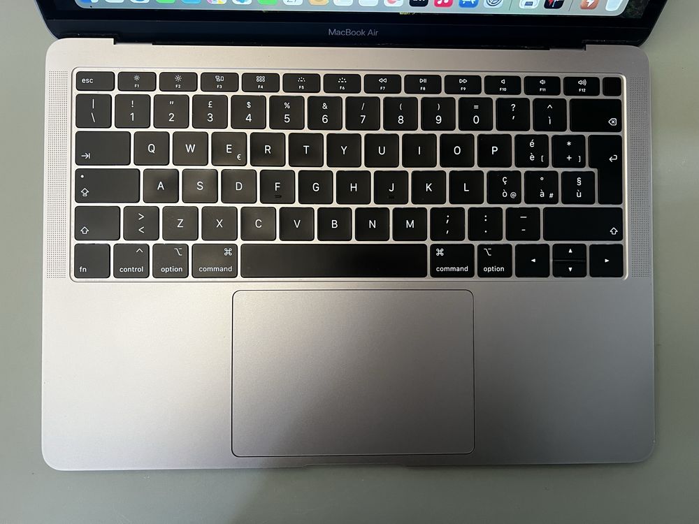 Apple Macbook Air 13” 2019