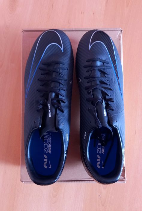 100% NOVO - Nike Mercurial Vapor Zoom 15 Academy FG / MG nr. 46

Nike