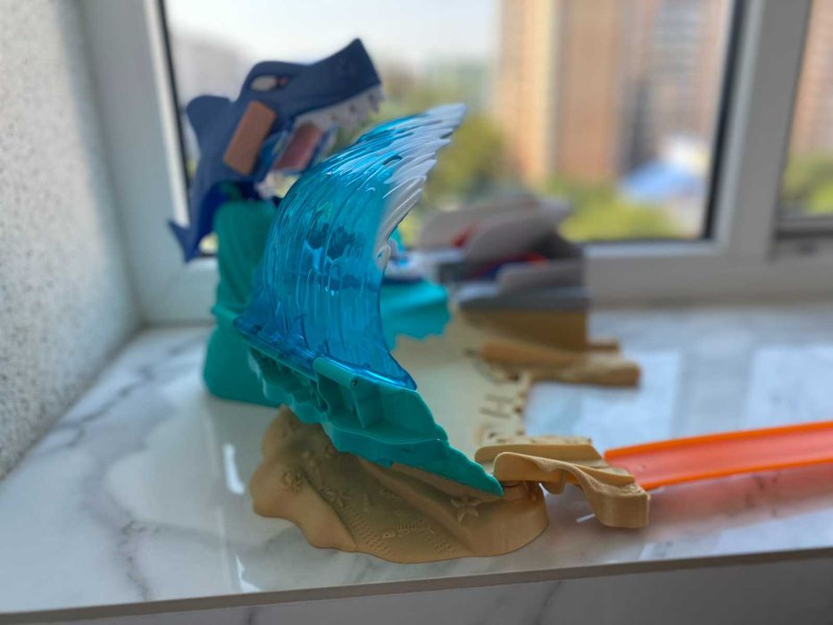 Продам трек акула хотвілс