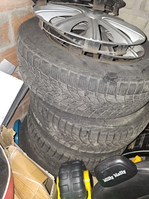 5x112 Koła z oponami zimowymi i kołpakami R15