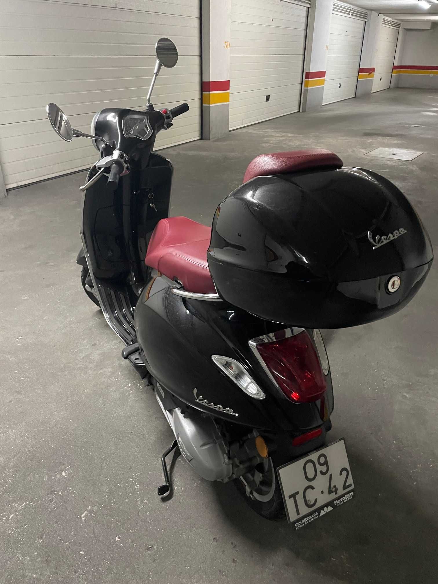 Vespa Primavera 125