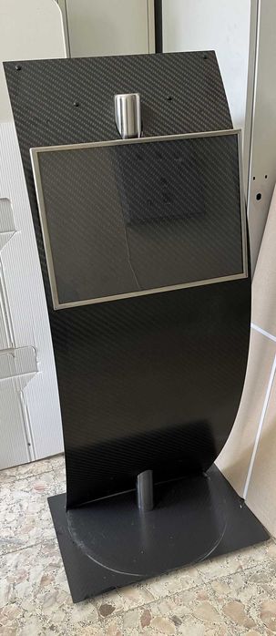 Púlpito em fibra de carbono