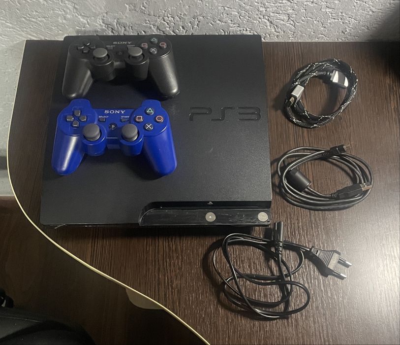 Продам Sony Playstation 3