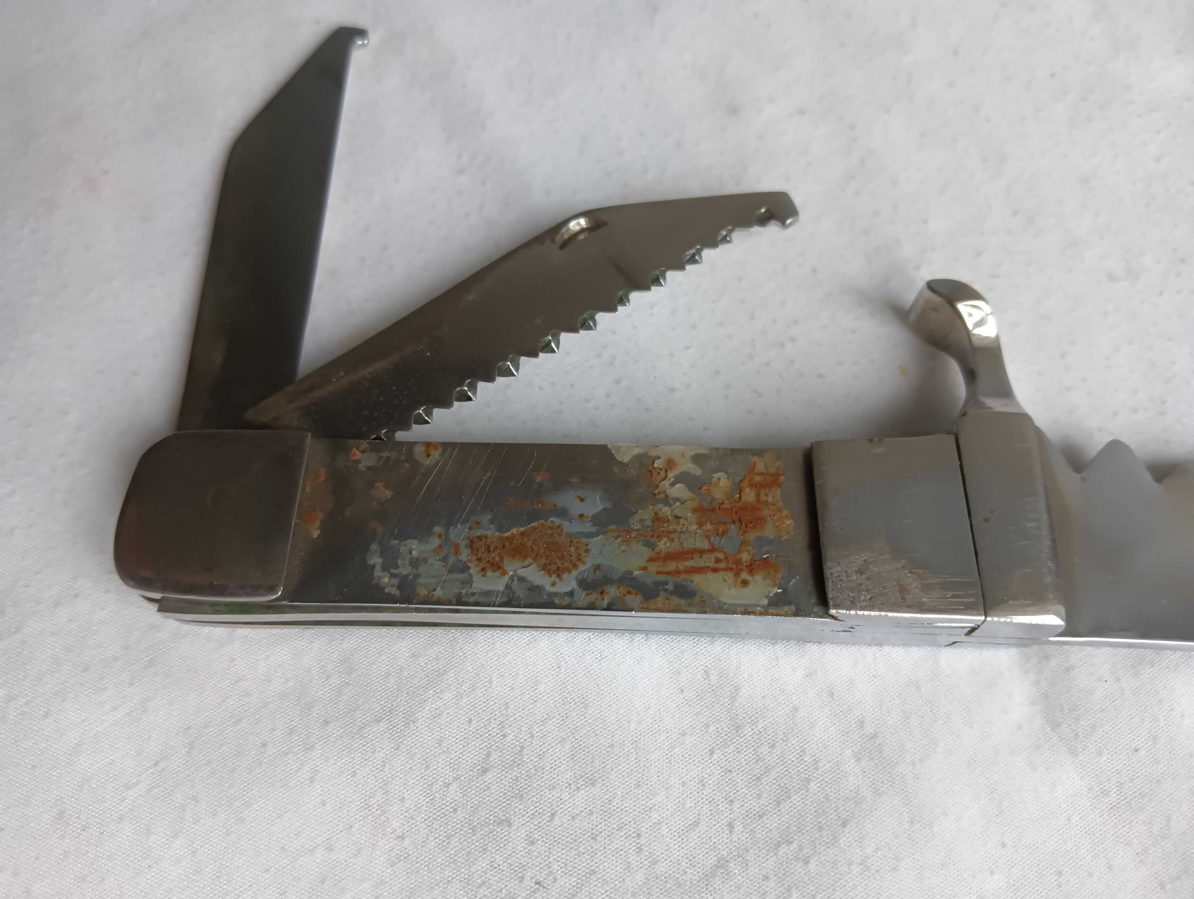 Stary kolekcjonerski nóż myśliwski