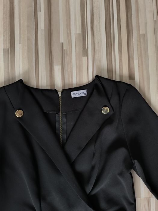 Sukienka biurowa czarna Ombre 38
