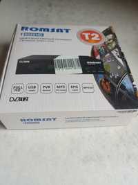 Тюнер Romsat T8020HD