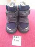21 13cm buty zimowe Superfit granatowe