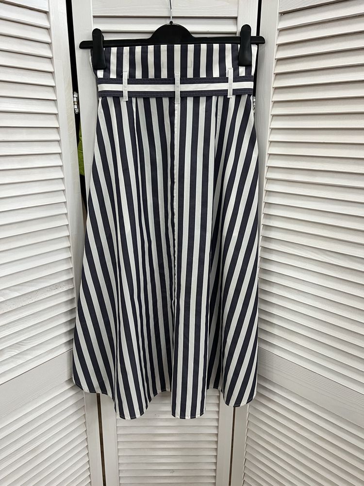 Спідниця max mara