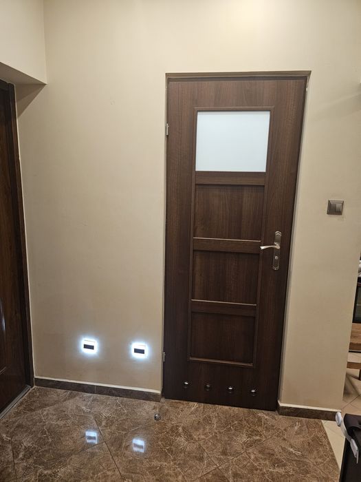 Wynajmę kawalerkę z oddzielną kuchnią