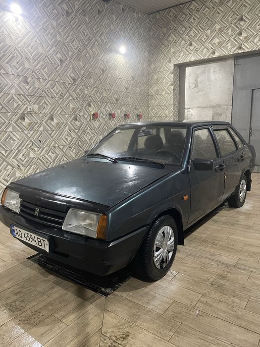 Продам ваз 99 в хорошому стані
