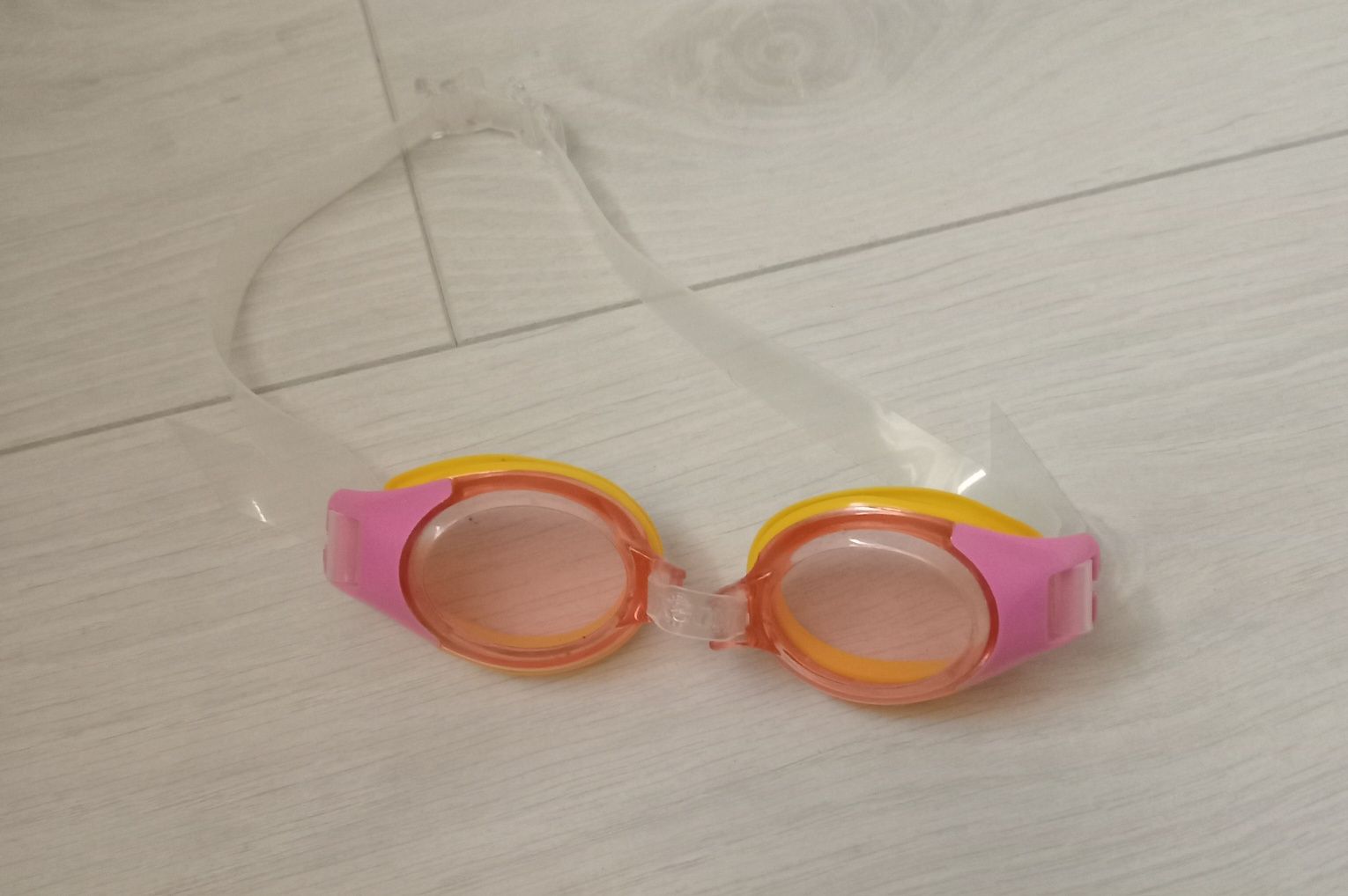 Круги для плавания детские и очки. Цена за лот.