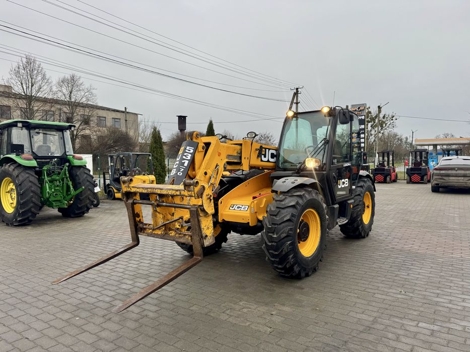 Телескопічний навантажувач JCB 531-70 AGRI 2015р