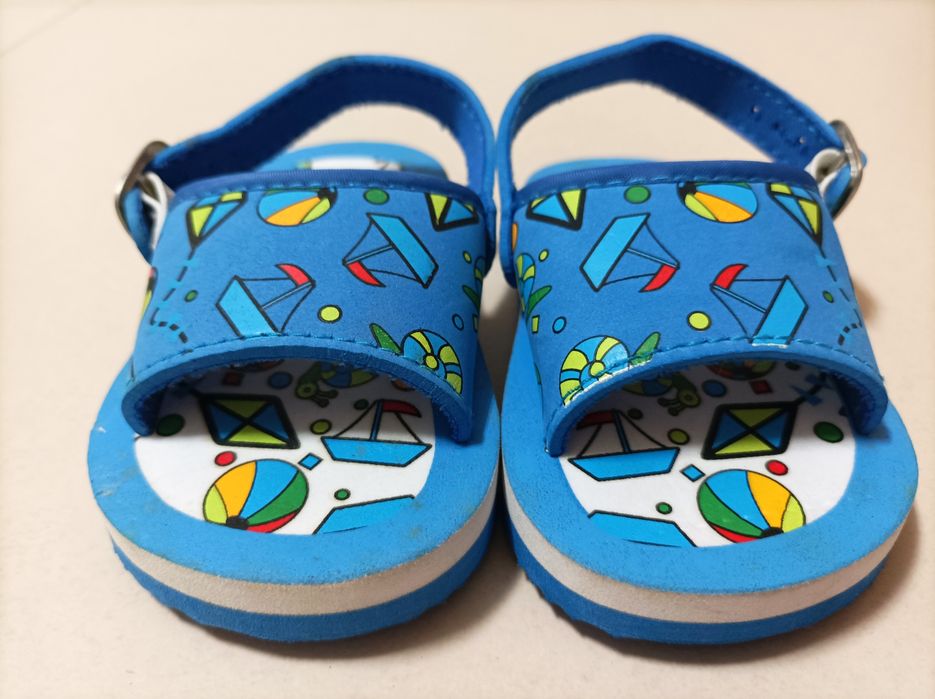 Sandálias para Menino marca Lupilu (Novas - Tam. 21)