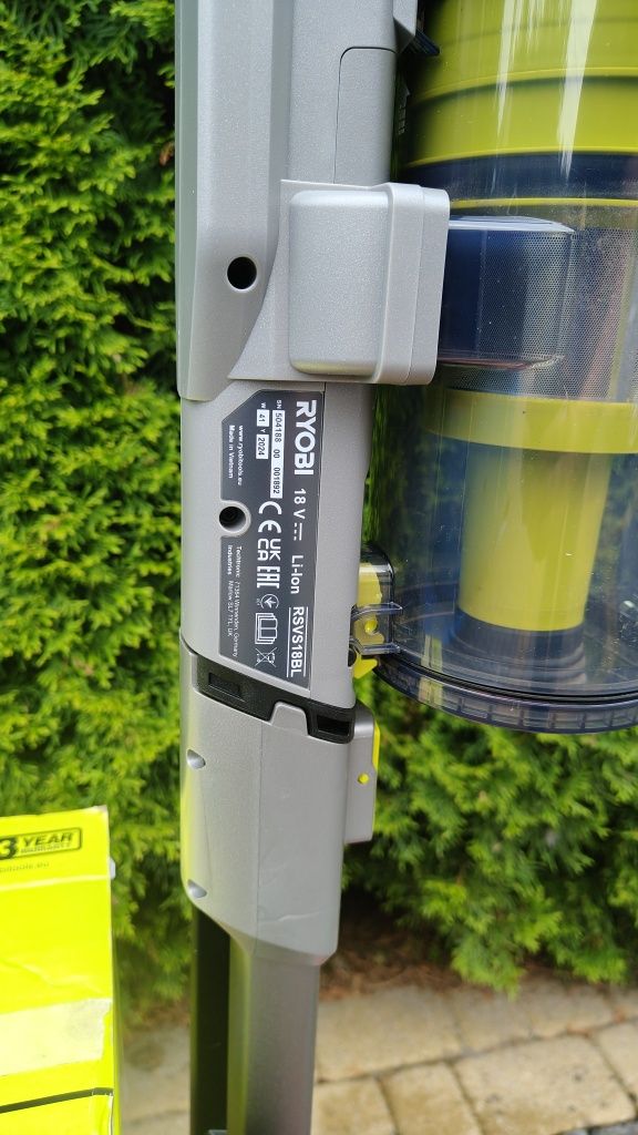 Odkurzacz Ryobi RSVS 18 BL-0