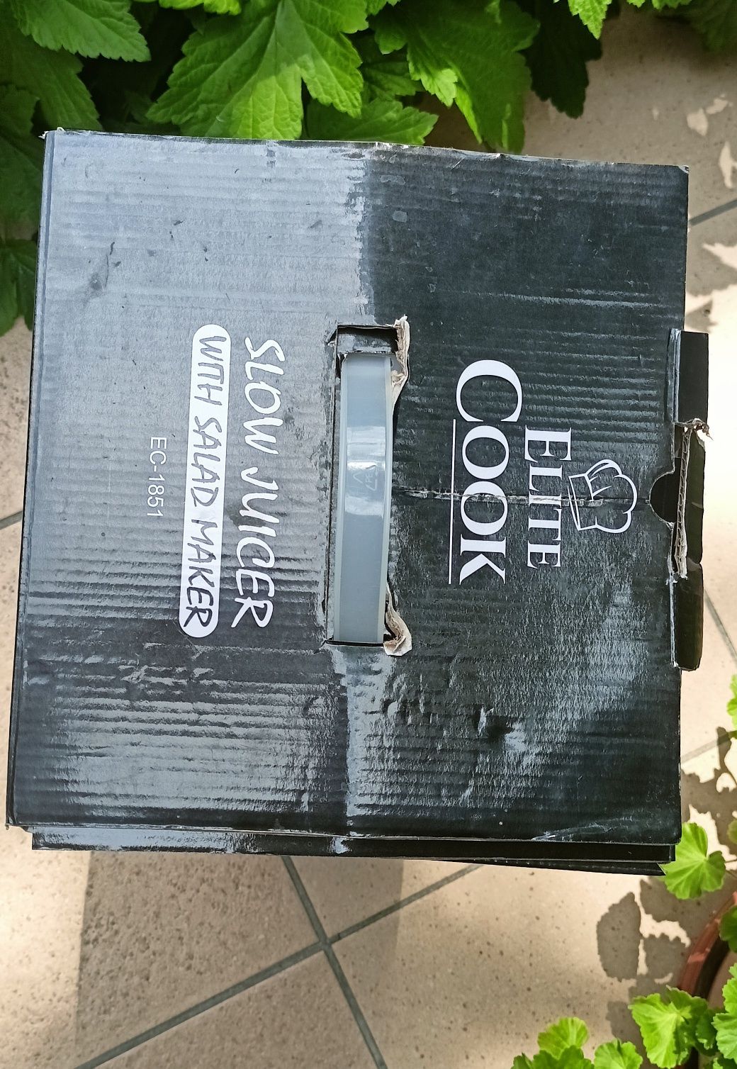 Wyciskarka wolnoobrotowa ELITE COOK EC-1851

Sprzęt jest