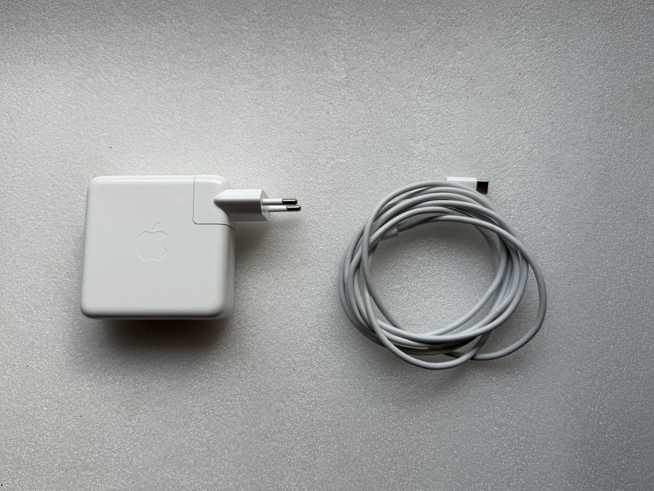 MacBook Pro 16” (2019) — i9 | 16 GB RAM | 1 TB SSD