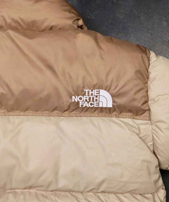 Пуховик The North Face 700 Куртка TNf бежевий