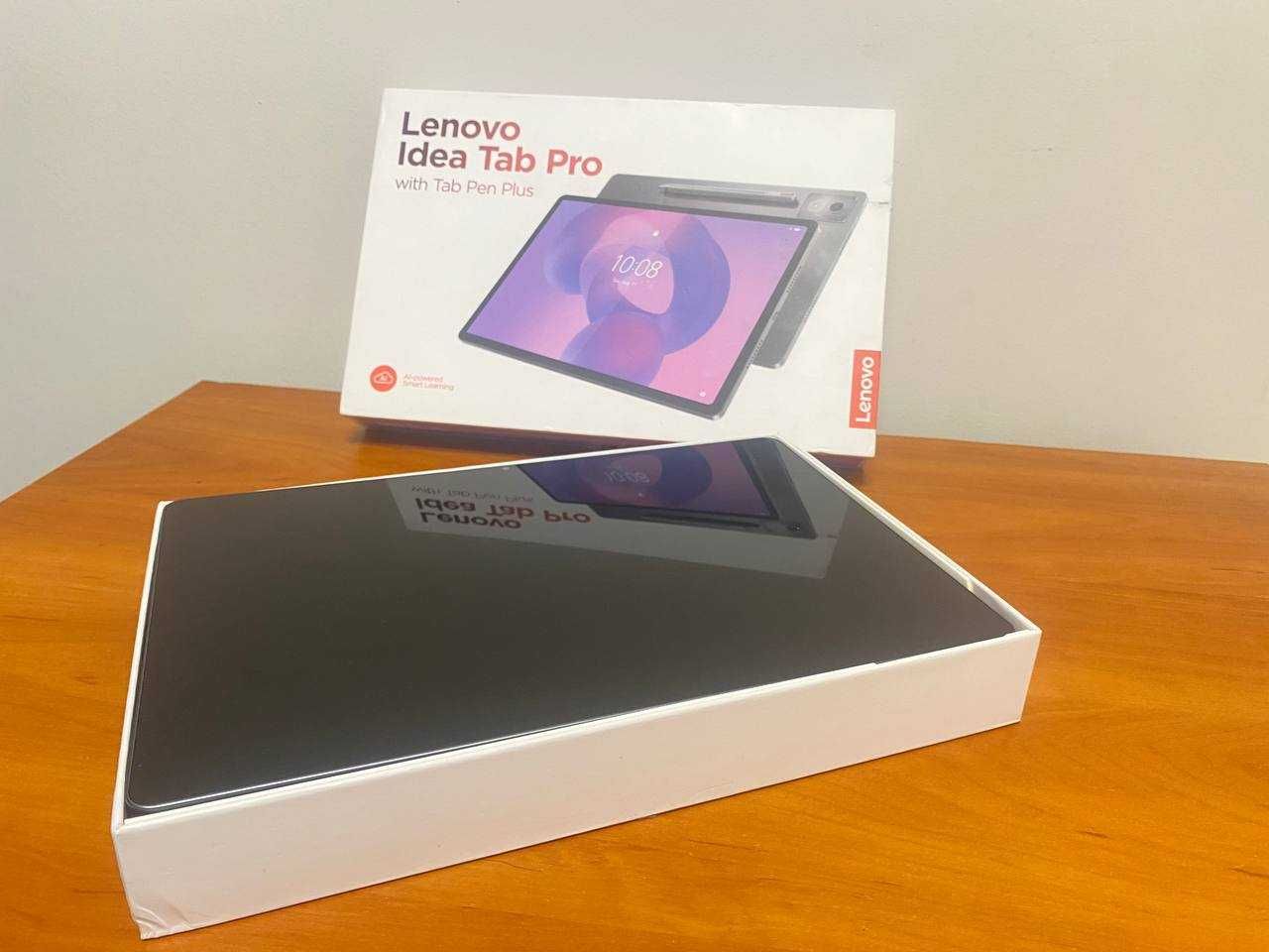 Lenovo Idea Tab Pro – 12.7″ / 8GB RAM / 256GB UFS 4.0
Kolor: Luna Grey