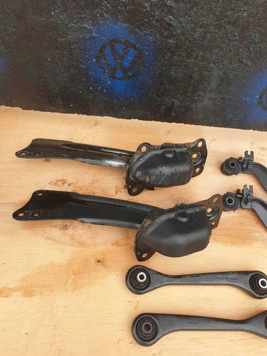 Рычаг задней подвески рычаг задний Б6 Passat B6 ричаг задній Passat B6