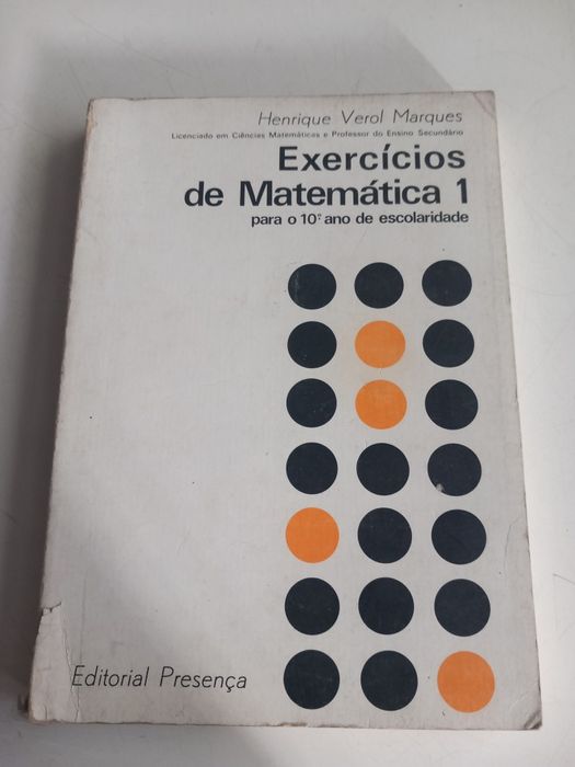 Livro de exercícios de matemática