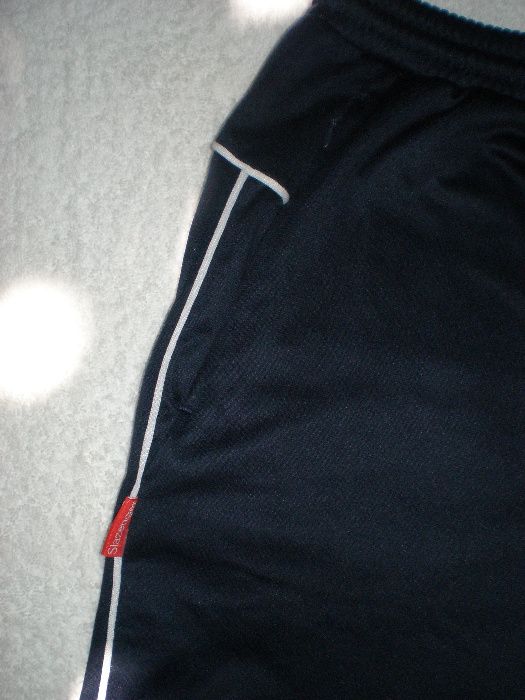 Спортивные брюки Slazenger M , р. 48-50 темно-синего цвета
