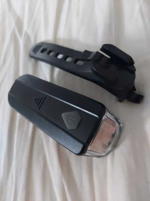 Lampka rowerowa hulajnoga przednia z bateriami widoczność drogowa bike