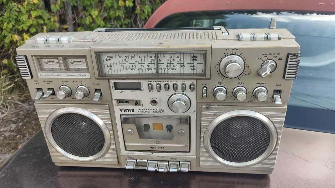 Magnetofon radio zabytek VINIX z 1972