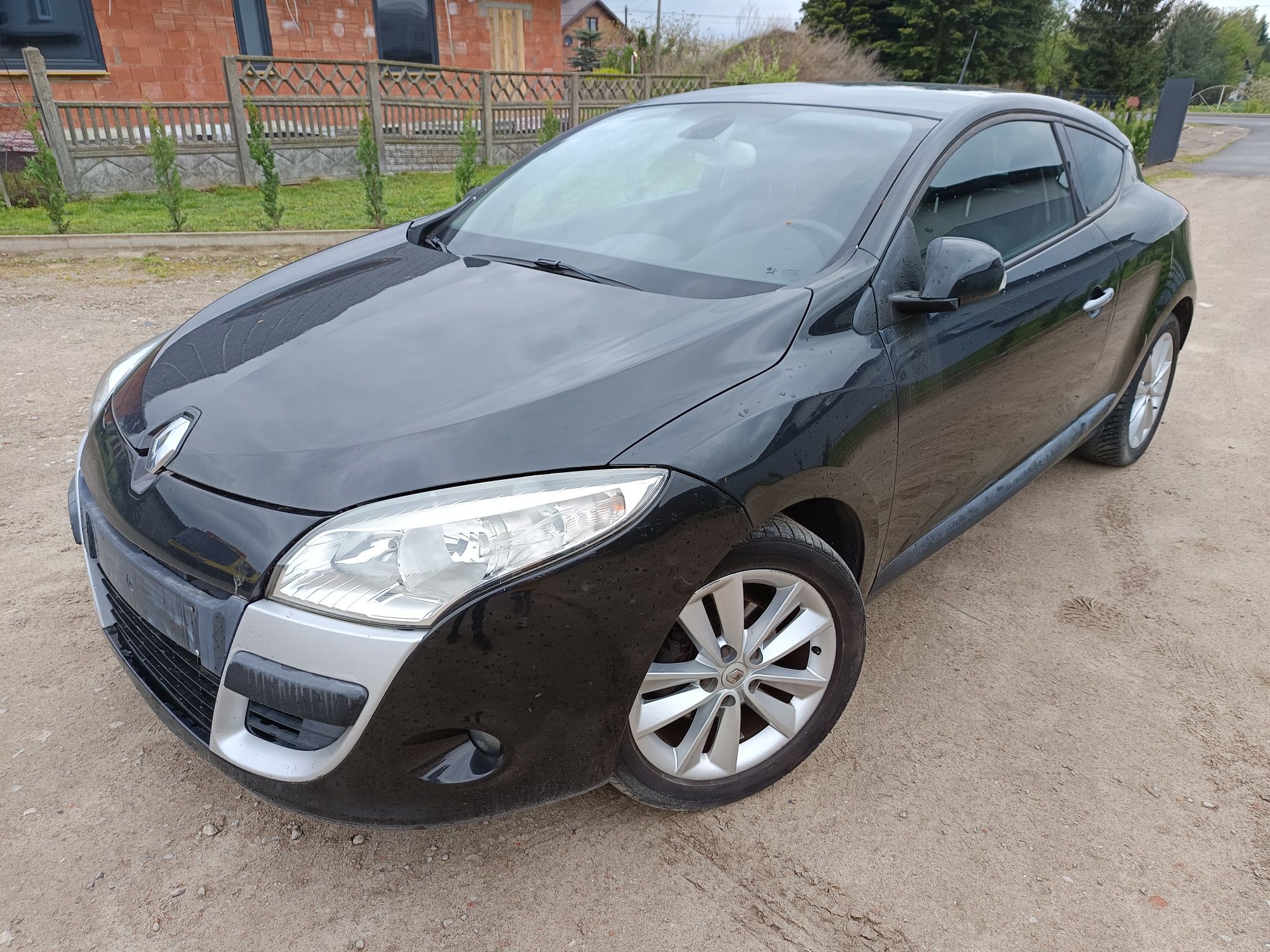 Renault Megane Coupe 1.6 benzyna 156tys przebiegu 2009 rok